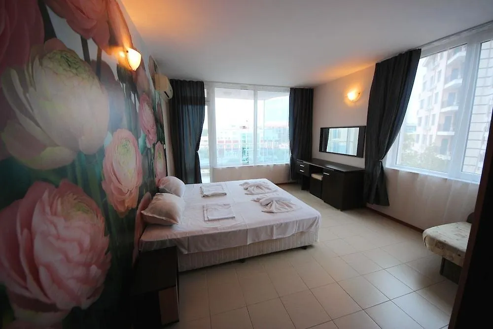 Hotel Esperanto Słoneczny Brzeg
