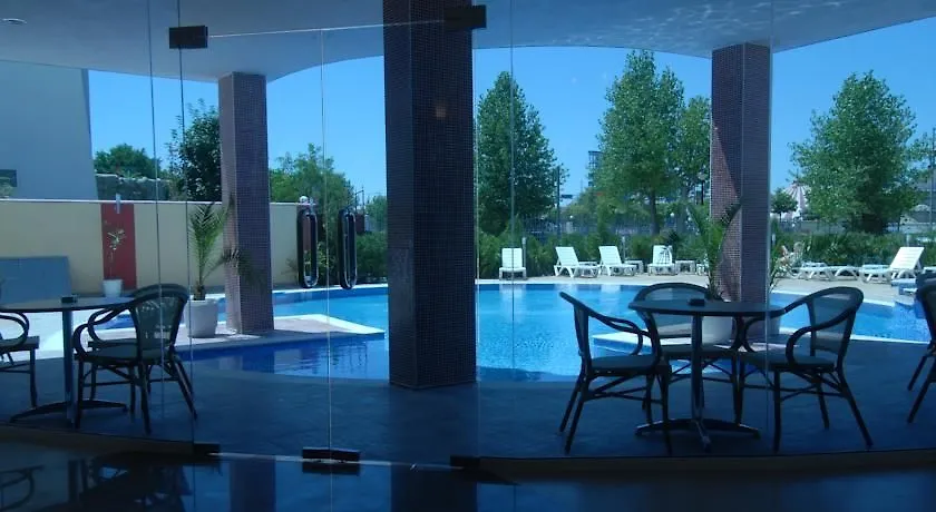 Hotel Esperanto Słoneczny Brzeg